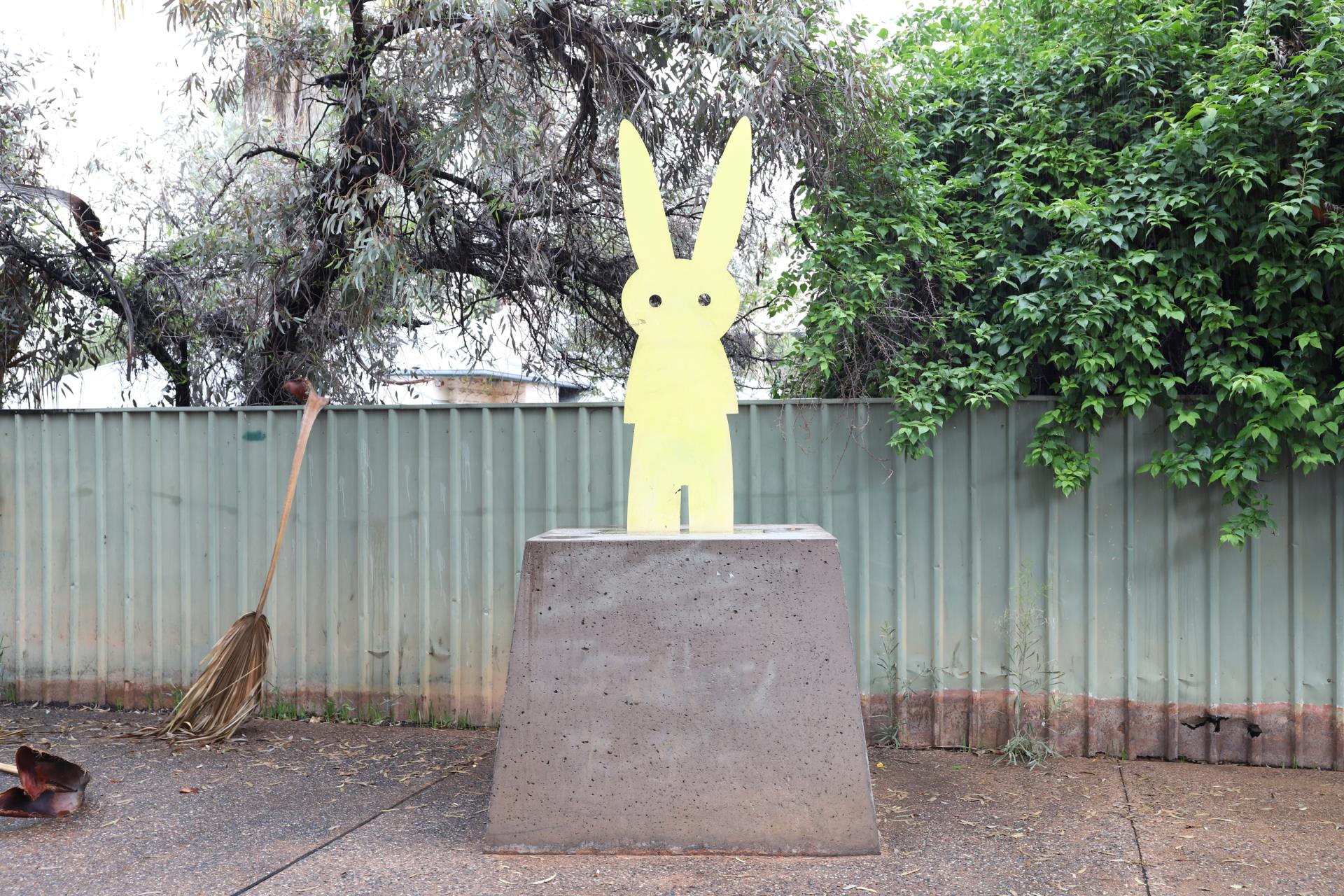 Yellow Rabbit