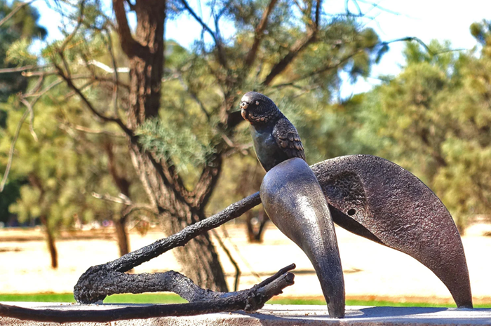 Untyeye (sculpture) - Untyeye (sculpture)_2017_Image 03