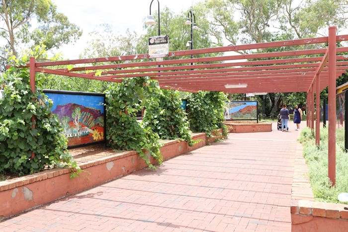 Many Hands - Many Hands_2021_ Image 03