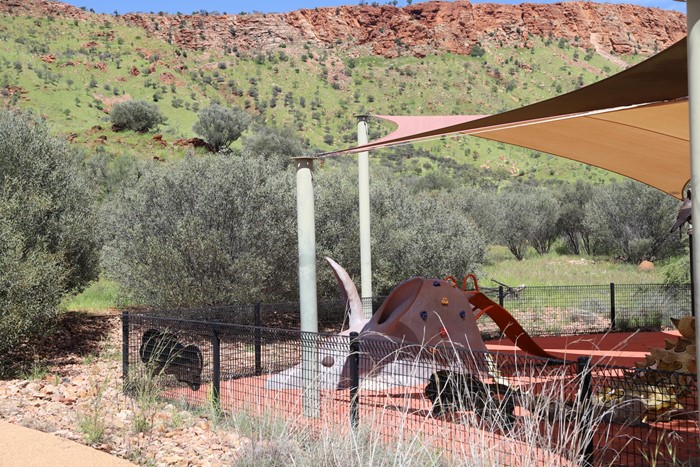 The Giant Bilby  - The Giant Bilby_1988_Image 02